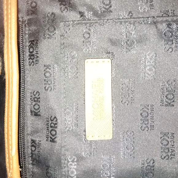 Michael Kors Black and Tan Structured Tote with Gold Hardware - Picture 6 of 16